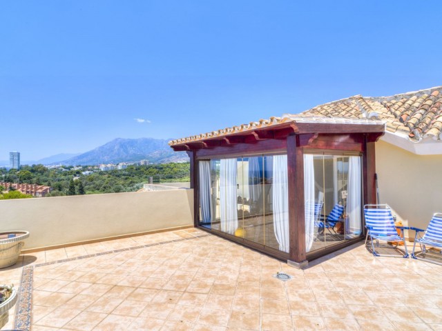 Appartement avec 3 Chambres  à Bahía de Marbella