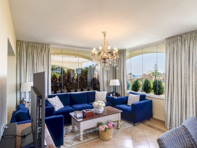 Appartement avec 3 Chambres  à Bahía de Marbella
