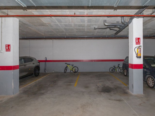 3 Bedrooms Apartment in Elviria