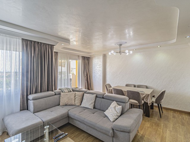 Penthouse, Diana Park, R5119162