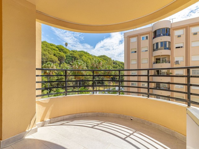 Apartment Marbella - R5120596