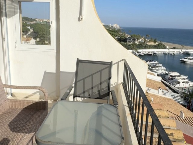 2 Schlafzimmer Apartment in Puerto de Cabopino