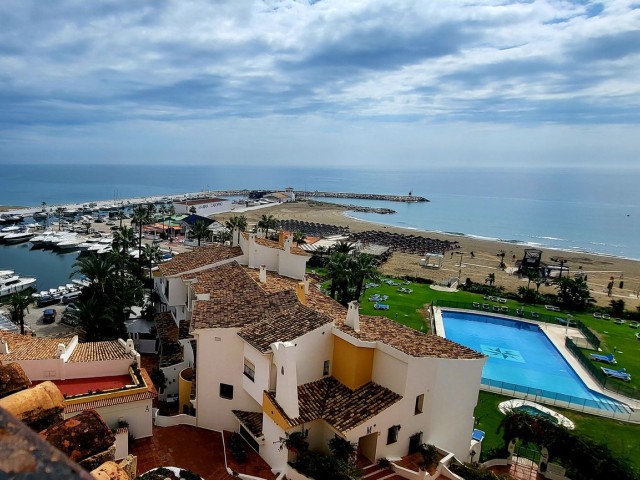 Appartement avec 2 Chambres  à Puerto de Cabopino