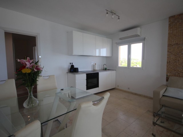 Appartement avec 2 Chambres  à Puerto de Cabopino