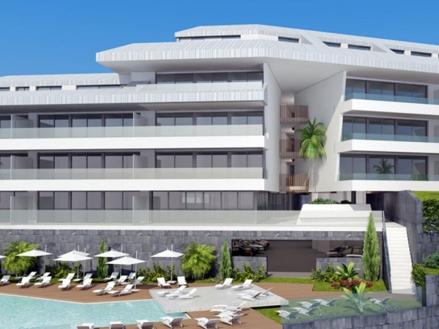 2 Bedrooms Apartment in Fuengirola