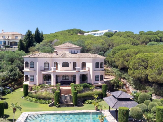 5 Makuuhuoneen Huvila Sotogrande