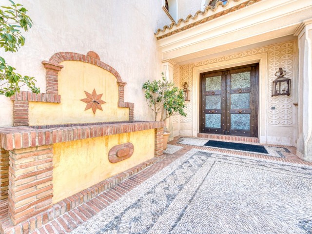 5 Makuuhuoneen Huvila Sotogrande