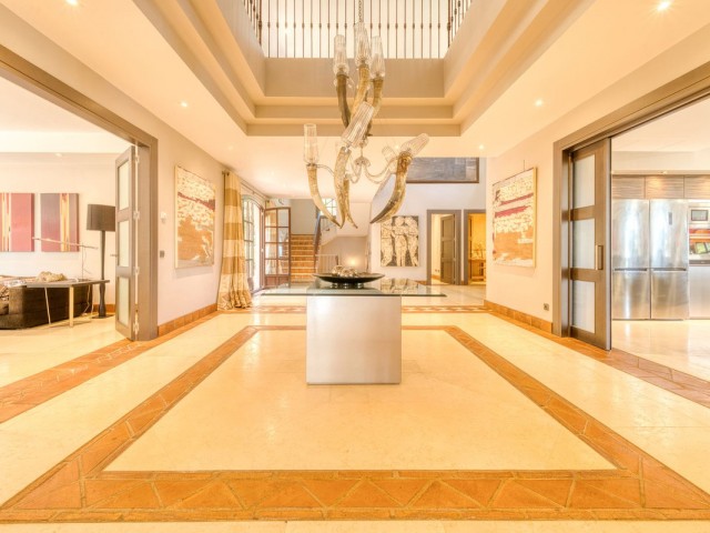 5 Makuuhuoneen Huvila Sotogrande