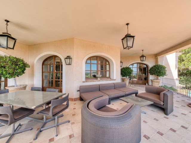5 Makuuhuoneen Huvila Sotogrande