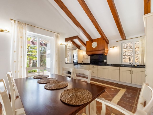 Villa avec 3 Chambres  à Istán