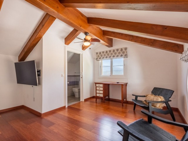 Villa avec 3 Chambres  à Istán