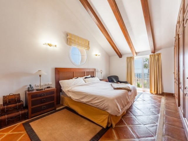 Villa avec 3 Chambres  à Istán