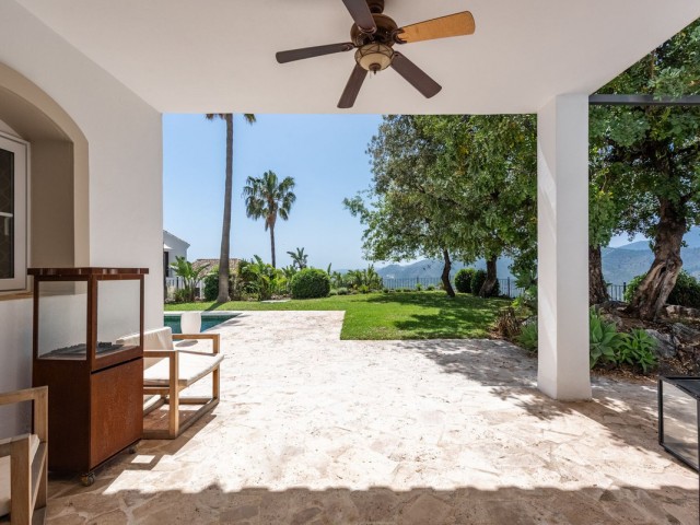 Villa avec 3 Chambres  à Istán