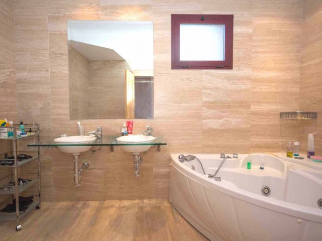 4 Slaapkamer Appartement in New Golden Mile