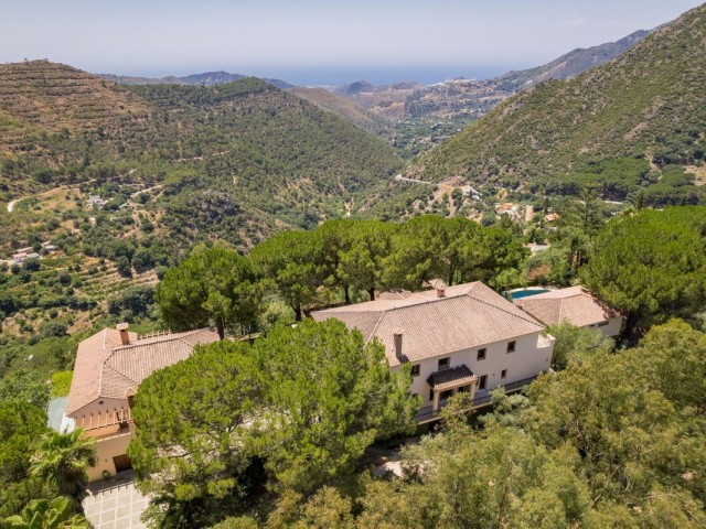 9 Schlafzimmer Villa in Ojén