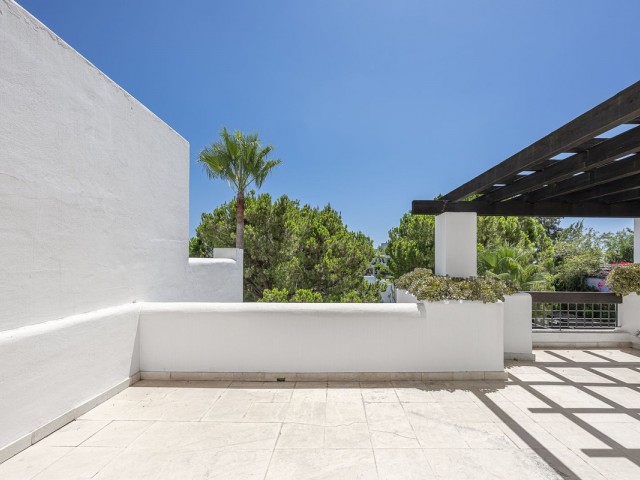 Penthouse avec 2 Chambres  à Río Real