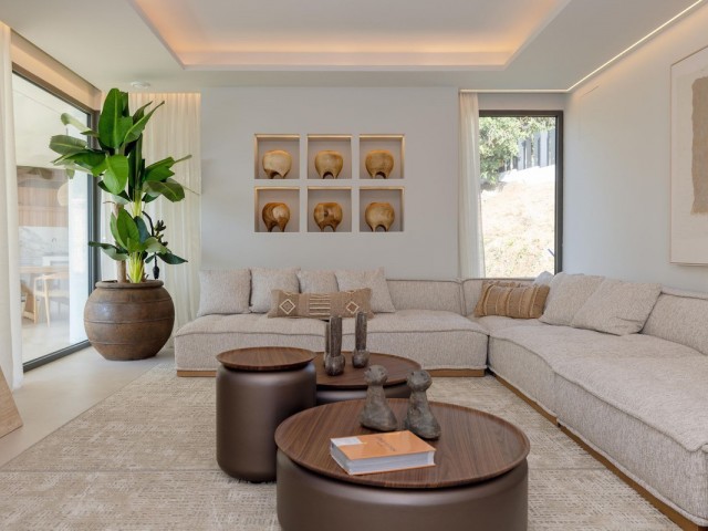 7 Bedrooms Villa in Benalmadena