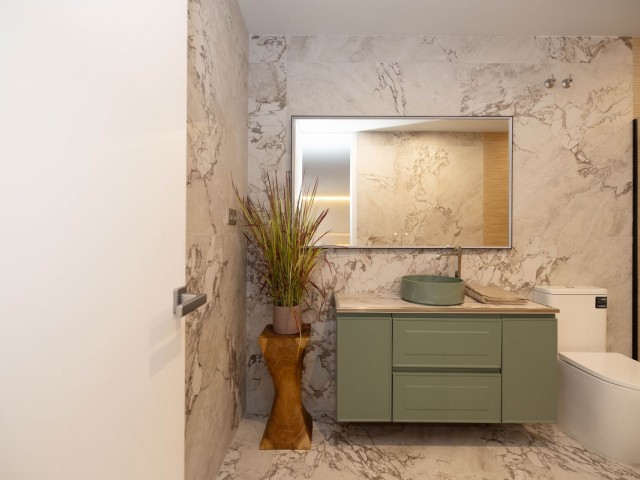 7 Bedrooms Villa in Benalmadena