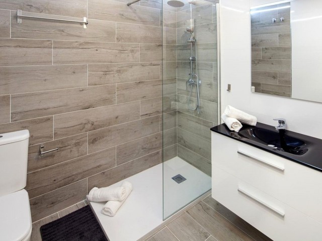 7 Schlafzimmer Apartment in Benalmadena Costa