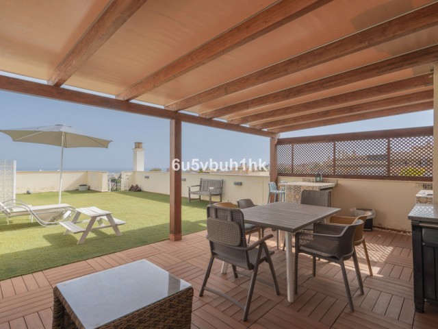 Penthouse avec 4 Chambres  à El Pinillo