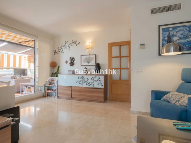 Penthouse avec 4 Chambres  à El Pinillo