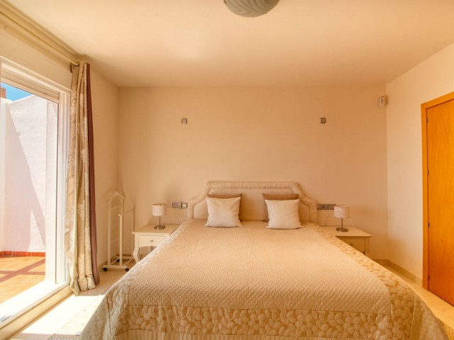 4 Bedrooms Townhouse in Manilva