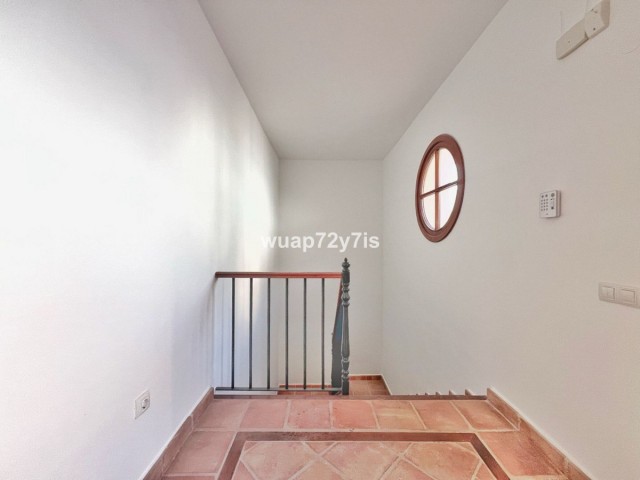 3 Bedrooms Townhouse in Benahavís