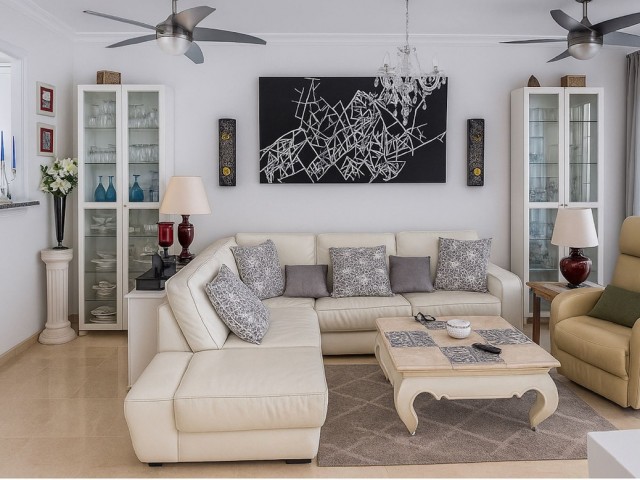 Appartement, New Golden Mile, R5135899