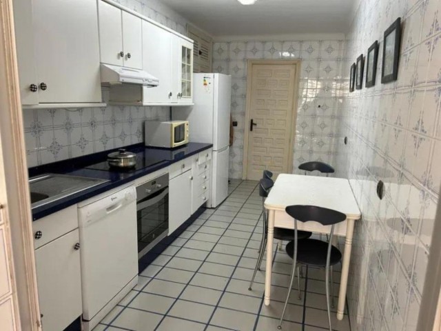 Apartment, Marbella, R5135443