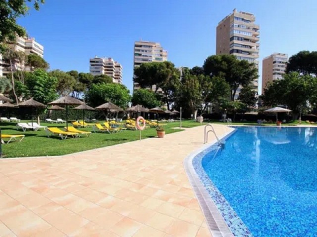 Appartement avec 3 Chambres  à Torremolinos