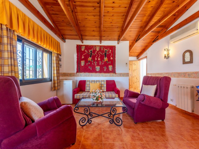 4 Schlafzimmer Villa in Las Chapas