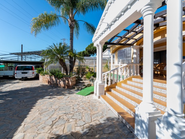 4 Schlafzimmer Villa in Las Chapas