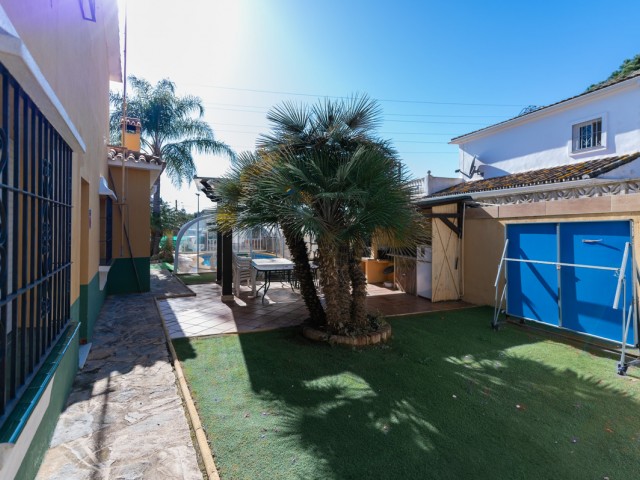 4 Schlafzimmer Villa in Las Chapas