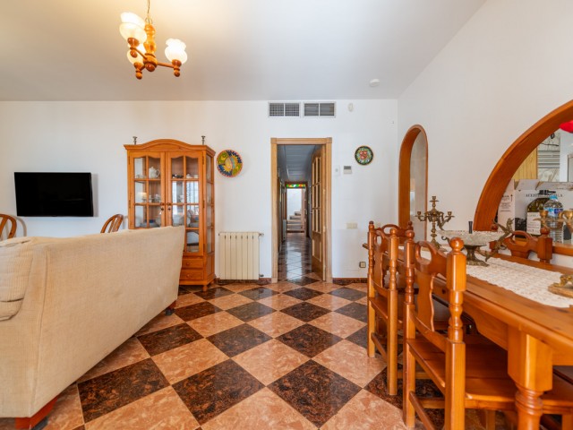 4 Schlafzimmer Villa in Las Chapas