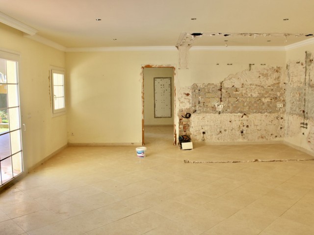 Villa avec 4 Chambres  à Hacienda Las Chapas