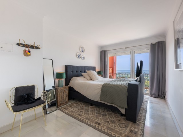 Appartement avec 4 Chambres  à Monte Halcones