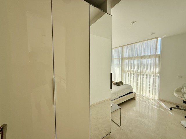 Villa avec 4 Chambres  à Valtocado