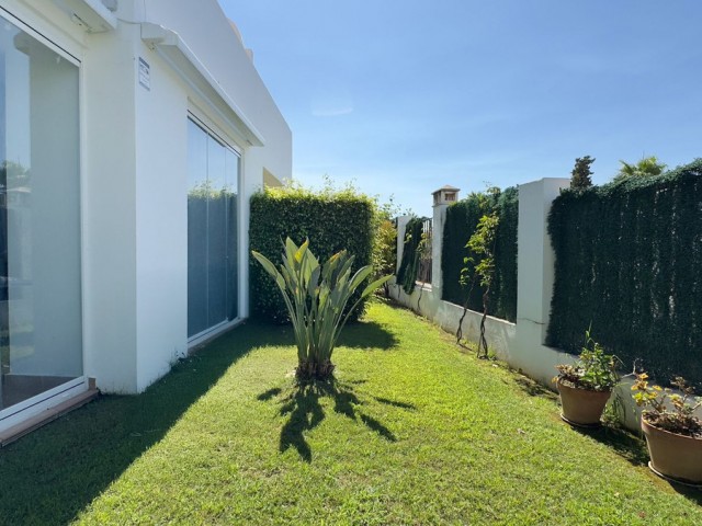 2 Bedrooms Apartment in El Paraiso