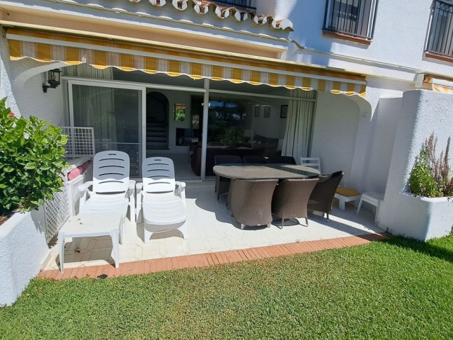 Reihenhaus, Miraflores, R5150941