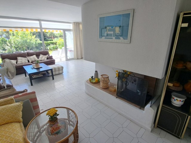 3 Schlafzimmer Reihenhaus in Miraflores