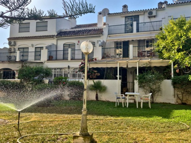 Reihenhaus, Los Boliches, R5152867