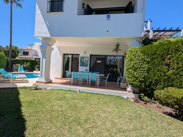 4 Makuuhuoneen Huvila San Pedro de Alcántara