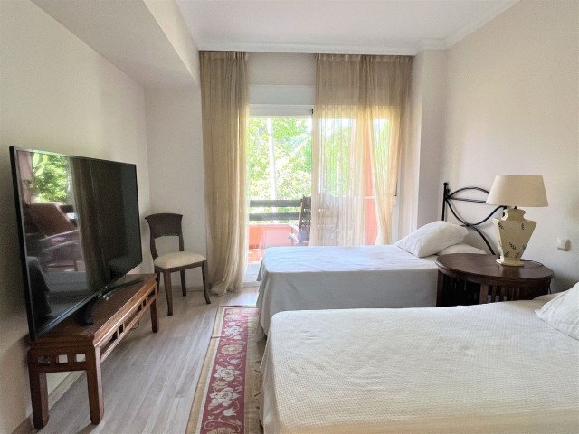 3 Soveroms Leilighet i Guadalmina Baja