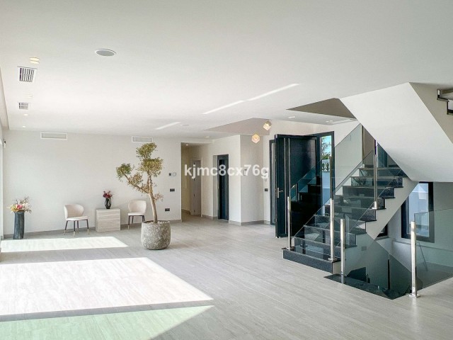 Villa avec 5 Chambres  à El Faro