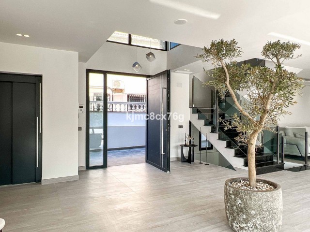 Villa avec 5 Chambres  à El Faro