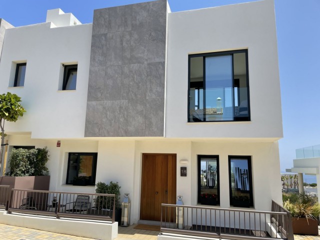 Villa avec 3 Chambres  à Cabopino