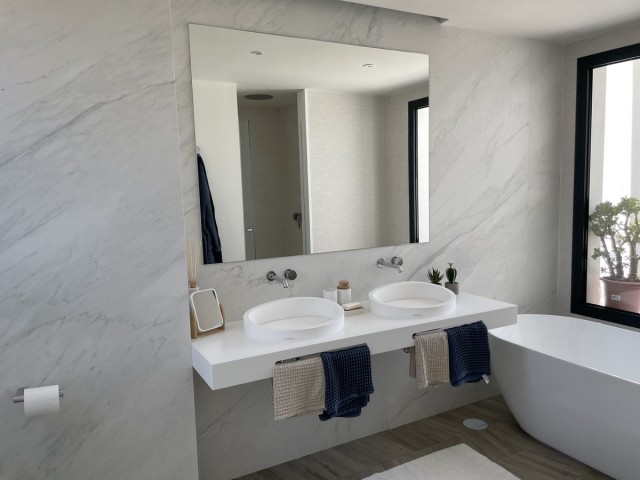 Villa avec 3 Chambres  à Cabopino