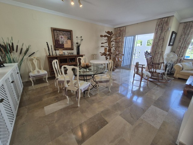 4 Slaapkamer Rijtjeshuis in Atalaya