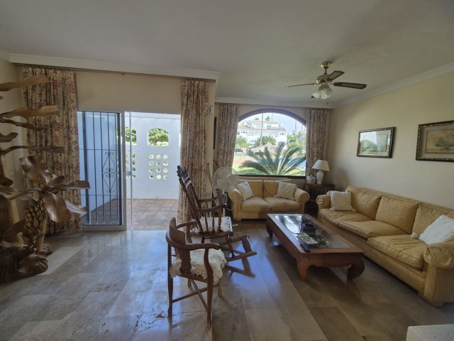 4 Slaapkamer Rijtjeshuis in Atalaya