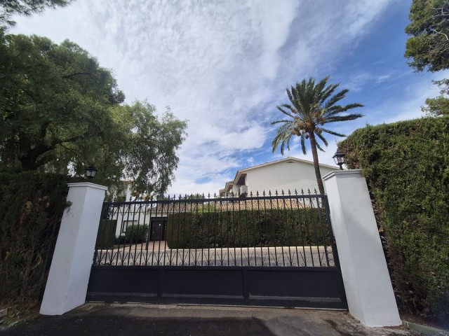 4 Slaapkamer Rijtjeshuis in Atalaya